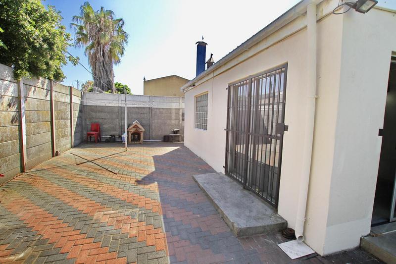 3 Bedroom Property for Sale in Shirley Park Western Cape